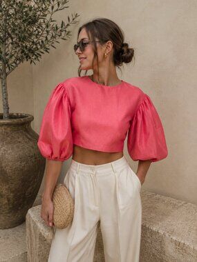 NO PISE LA GRAMA Daniela Panaro De Leyenda Open Back Puff Sleeve Crop Top NWOT